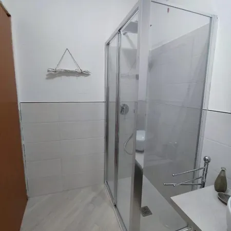 Wunjo Iun R3267 Guest house *